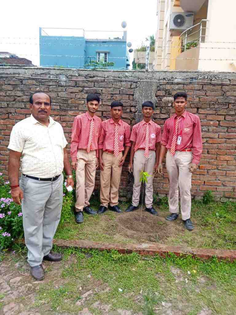 Planting of trees conducted by our seniour students on 28-July-2022 on the eve of World Nature Conservation Day OR <strong>HARIYAL AMAWASYA</strong>